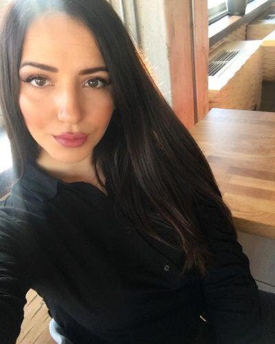 Çağla - Ümraniye VIP Escort Bayan Modeli - Gerçek Fotoğraflı İlan